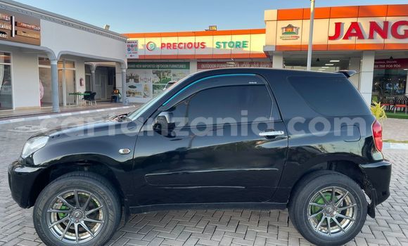 Nunua Ilio tumika Toyota RAV4 Nyeusi Gari ndani ya Dar es Salaam nchini Dar es Salaam Nunua Ilio tumika Toyota RAV4 Nyeusi Gari ndani ya Dar es Salaam nchini Dar es Salaam