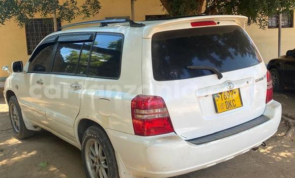 Nunua Ilio tumika Toyota Kluger Nyeupe Gari ndani ya Dar es Salaam nchini Dar es Salaam Nunua Ilio tumika Toyota Kluger Nyeupe Gari ndani ya Dar es Salaam nchini Dar es Salaam