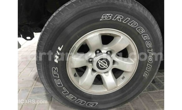 Nunua Imported Nissan Patrol Nyeupe Gari ndani ya Import - Dubai nchini Arusha Nunua Imported Nissan Patrol Nyeupe Gari ndani ya Import - Dubai nchini Arusha