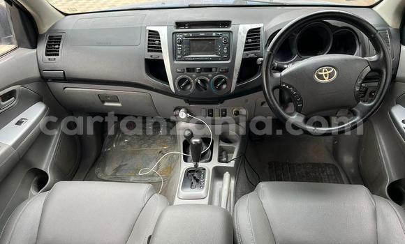 Nunua Ilio tumika Toyota Hilux Bluu Gari ndani ya Dar es Salaam nchini Dar es Salaam Nunua Ilio tumika Toyota Hilux Bluu Gari ndani ya Dar es Salaam nchini Dar es Salaam