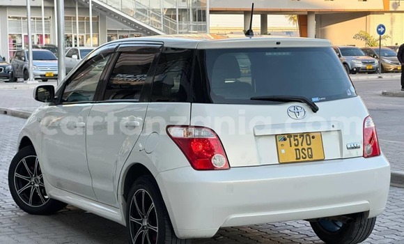 Nunua Ilio tumika Toyota IST Nyeupe Gari ndani ya Dar es Salaam nchini Dar es Salaam Nunua Ilio tumika Toyota IST Nyeupe Gari ndani ya Dar es Salaam nchini Dar es Salaam