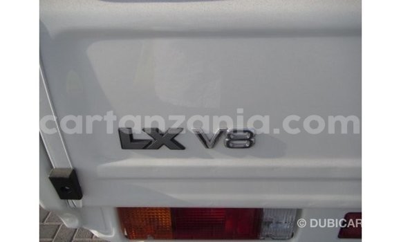 Buy Import Toyota Land Cruiser White Car in Import - Dubai in Arusha Buy Import Toyota Land Cruiser White Car in Import - Dubai in Arusha