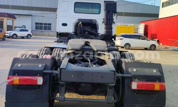 Buy Import Man Silent White Truck in Dar es Salaam in Dar es Salaam Buy Import Man Silent White Truck in Dar es Salaam in Dar es Salaam