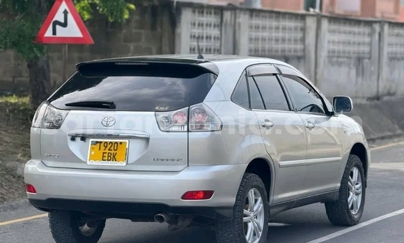 Buy New Toyota Harrier Silver Car in Dar es Salaam in Dar es Salaam Buy New Toyota Harrier Silver Car in Dar es Salaam in Dar es Salaam