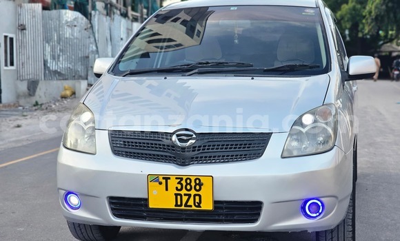 Buy Used Toyota Spacio Silver Car in Dar es Salaam in Dar es Salaam Buy Used Toyota Spacio Silver Car in Dar es Salaam in Dar es Salaam