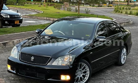 Nunua Ilio tumika Toyota Crown Nyeusi Gari ndani ya Dar es Salaam nchini Dar es Salaam Nunua Ilio tumika Toyota Crown Nyeusi Gari ndani ya Dar es Salaam nchini Dar es Salaam