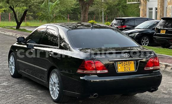 Nunua Ilio tumika Toyota Crown Nyeusi Gari ndani ya Dar es Salaam nchini Dar es Salaam Nunua Ilio tumika Toyota Crown Nyeusi Gari ndani ya Dar es Salaam nchini Dar es Salaam