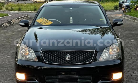 Nunua Ilio tumika Toyota Crown Nyeusi Gari ndani ya Dar es Salaam nchini Dar es Salaam Nunua Ilio tumika Toyota Crown Nyeusi Gari ndani ya Dar es Salaam nchini Dar es Salaam