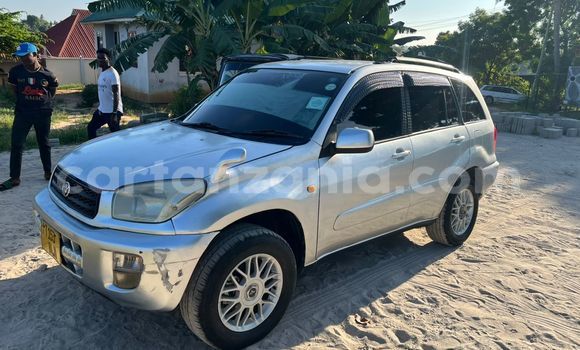 Nunua Ilio tumika Toyota RAV4 Fedha Gari ndani ya Dar es Salaam nchini Dar es Salaam Nunua Ilio tumika Toyota RAV4 Fedha Gari ndani ya Dar es Salaam nchini Dar es Salaam