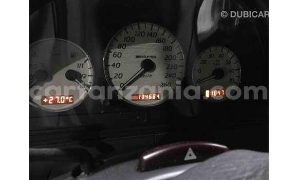 Nunua Imported Mercedes‒Benz 190 (W201) Bluu Gari ndani ya Import - Dubai nchini Arusha Nunua Imported Mercedes‒Benz 190 (W201) Bluu Gari ndani ya Import - Dubai nchini Arusha