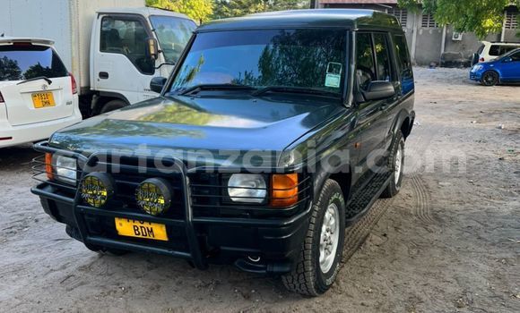 Nunua Ilio tumika Land Rover Discovery Kijani Gari ndani ya Dar es Salaam nchini Dar es Salaam
