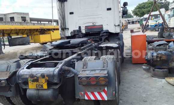 Nunua Ilio tumika Scania R420 Nyeupe Lori ndani ya Dar es Salaam nchini Dar es Salaam Nunua Ilio tumika Scania R420 Nyeupe Lori ndani ya Dar es Salaam nchini Dar es Salaam