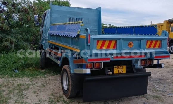 Nunua Ilio tumika Mitsubishi Fuso Fighter Bluu Lori ndani ya Dar es Salaam nchini Dar es Salaam Nunua Ilio tumika Mitsubishi Fuso Fighter Bluu Lori ndani ya Dar es Salaam nchini Dar es Salaam