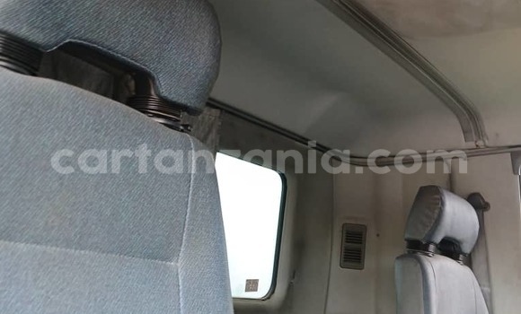 Nunua Ilio tumika Mitsubishi Fuso Fighter Bluu Lori ndani ya Dar es Salaam nchini Dar es Salaam Nunua Ilio tumika Mitsubishi Fuso Fighter Bluu Lori ndani ya Dar es Salaam nchini Dar es Salaam
