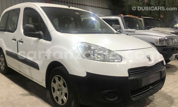 Nunua Imported Peugeot Partner Nyeupe Gari ndani ya Import - Dubai nchini Arusha Nunua Imported Peugeot Partner Nyeupe Gari ndani ya Import - Dubai nchini Arusha