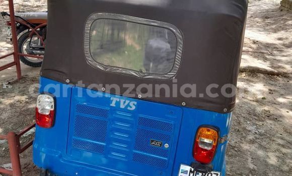 Nunua Ilio tumika TVS HLX125 Bluu Bike ndani ya Dar es Salaam nchini Dar es Salaam Nunua Ilio tumika TVS HLX125 Bluu Bike ndani ya Dar es Salaam nchini Dar es Salaam
