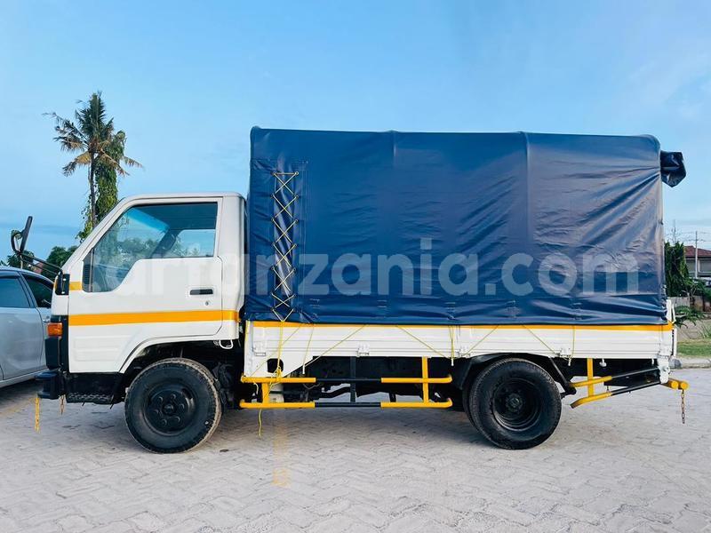 Big with watermark toyota dyna dar es salaam dar es salaam 25170