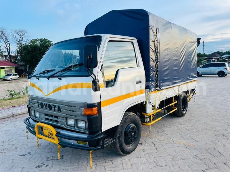 Big with watermark toyota dyna dar es salaam dar es salaam 25170