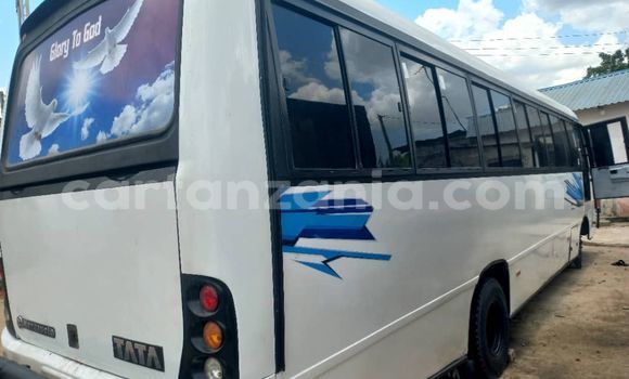 Nunua Ilio tumika Tata Estate Nyeupe Gari ndani ya Dar es Salaam nchini Dar es Salaam Nunua Ilio tumika Tata Estate Nyeupe Gari ndani ya Dar es Salaam nchini Dar es Salaam