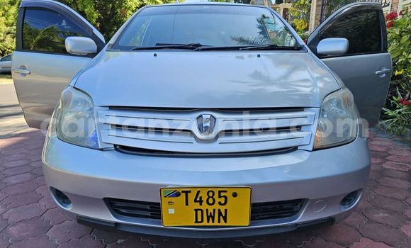 Buy Used Toyota IST Other Car in Dar es Salaam in Dar es Salaam Buy Used Toyota IST Other Car in Dar es Salaam in Dar es Salaam