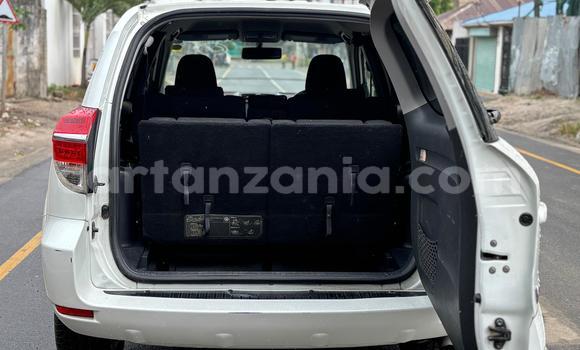 Nunua Ilio tumika Toyota Vanguard Nyeupe Gari ndani ya Dar es Salaam nchini Dar es Salaam Nunua Ilio tumika Toyota Vanguard Nyeupe Gari ndani ya Dar es Salaam nchini Dar es Salaam