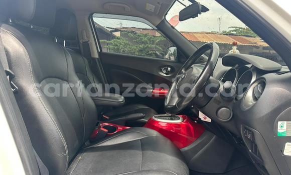 Nunua Ilio tumika Nissan Juke Nyeupe Gari ndani ya Dar es Salaam nchini Dar es Salaam Nunua Ilio tumika Nissan Juke Nyeupe Gari ndani ya Dar es Salaam nchini Dar es Salaam