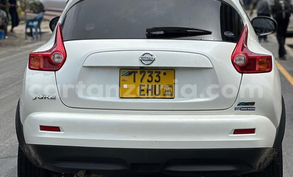 Nunua Ilio tumika Nissan Juke Nyeupe Gari ndani ya Dar es Salaam nchini Dar es Salaam Nunua Ilio tumika Nissan Juke Nyeupe Gari ndani ya Dar es Salaam nchini Dar es Salaam
