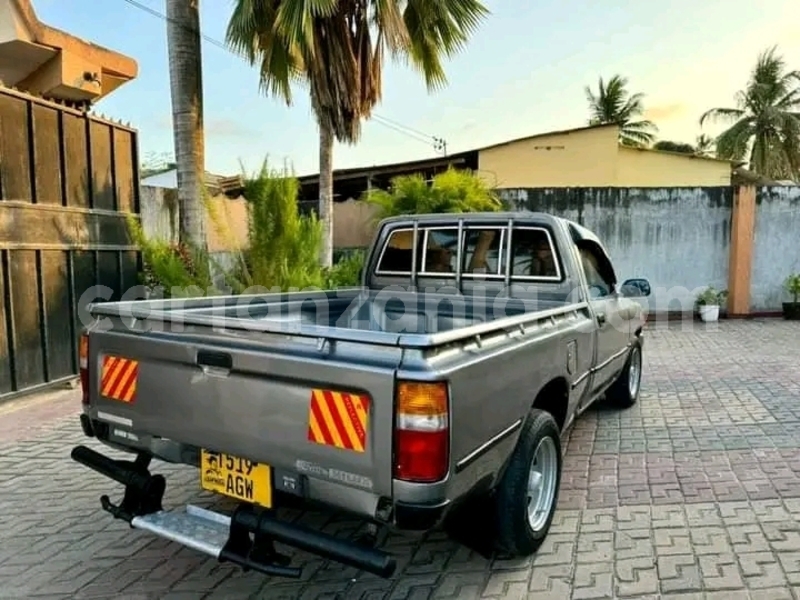 Big with watermark toyota pickup manyara babati urban 25210