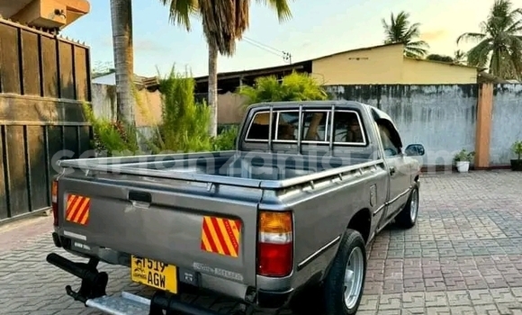 Nunua Ilio tumika Toyota Pickup Nyingine Gari ndani ya Babati Mjini nchini Manyara