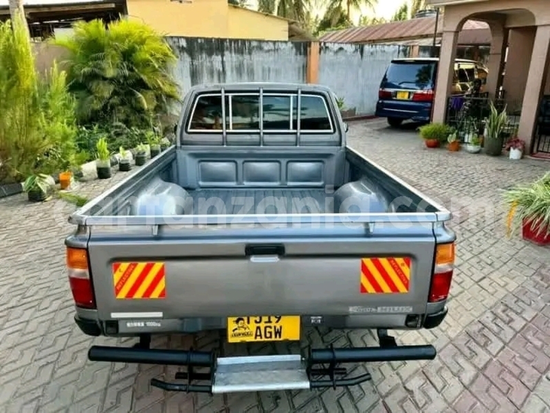 Big with watermark toyota pickup manyara babati urban 25210