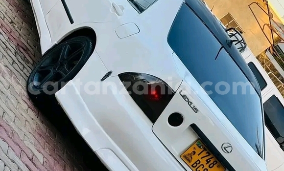 Buy Used Toyota Altezza White Car in Babati Urban in Manyara Buy Used Toyota Altezza White Car in Babati Urban in Manyara