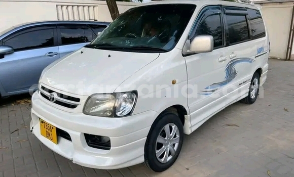 Buy Used Toyota Noah White Car in Busega in Simiyu Buy Used Toyota Noah White Car in Busega in Simiyu