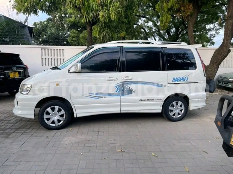 Big with watermark toyota noah simiyu busega 25220