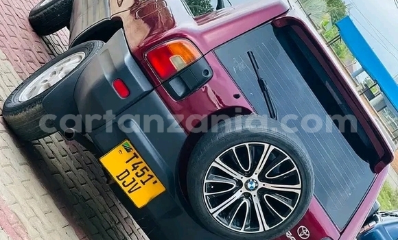 Nunua Ilio tumika Toyota RAV4 Nyekundu Gari ndani ya Buhigwe nchini Kigoma Nunua Ilio tumika Toyota RAV4 Nyekundu Gari ndani ya Buhigwe nchini Kigoma