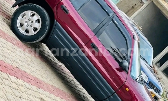 Nunua Ilio tumika Toyota RAV4 Nyekundu Gari ndani ya Buhigwe nchini Kigoma Nunua Ilio tumika Toyota RAV4 Nyekundu Gari ndani ya Buhigwe nchini Kigoma