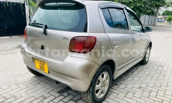 Nunua Ilio tumika Toyota Vitz Nyingine Gari ndani ya Chunya nchini Mbeya Nunua Ilio tumika Toyota Vitz Nyingine Gari ndani ya Chunya nchini Mbeya