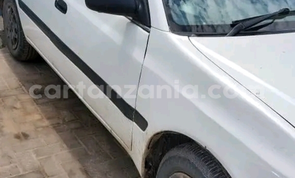 Nunua Ilio tumika Toyota Carina Nyingine Gari ndani ya Babati Mjini nchini Manyara