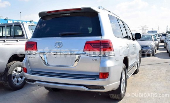 Buy Import Toyota Land Cruiser Other Car in Import - Dubai in Arusha Buy Import Toyota Land Cruiser Other Car in Import - Dubai in Arusha