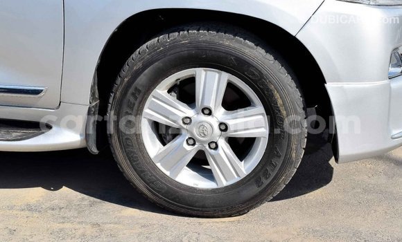 Buy Import Toyota Land Cruiser Other Car in Import - Dubai in Arusha Buy Import Toyota Land Cruiser Other Car in Import - Dubai in Arusha