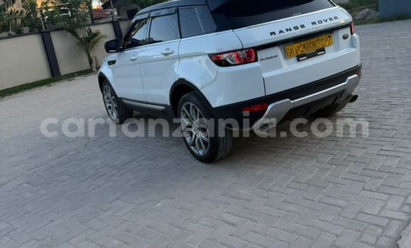 Buy Used Range Rover Evoque White Car in Dar es Salaam in Dar es Salaam Buy Used Range Rover Evoque White Car in Dar es Salaam in Dar es Salaam