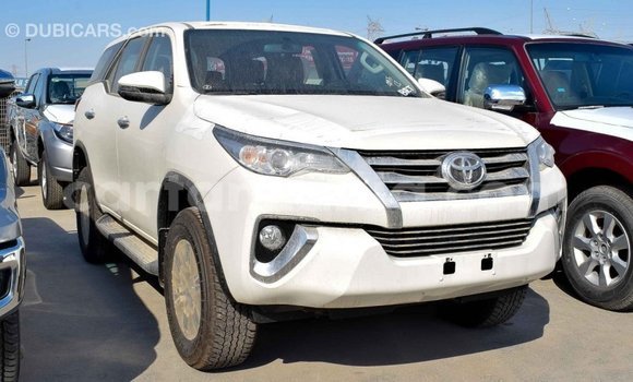 Buy Import Toyota Fortuner White Car in Import - Dubai in Arusha Buy Import Toyota Fortuner White Car in Import - Dubai in Arusha