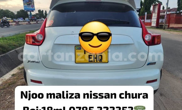 Buy Used Nissan Juke White Car in Dar es Salaam in Dar es Salaam