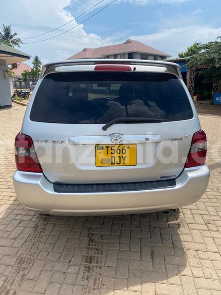 Big with watermark toyota kluger dar es salaam dar es salaam 25282