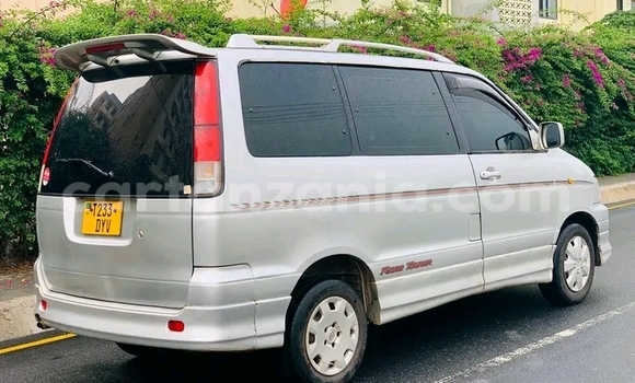 Buy Used Toyota Noah White Car in Bariadi in Simiyu Buy Used Toyota Noah White Car in Bariadi in Simiyu