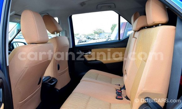 Nunua Imported Toyota Fortuner Bluu Gari ndani ya Import - Dubai nchini Arusha Nunua Imported Toyota Fortuner Bluu Gari ndani ya Import - Dubai nchini Arusha