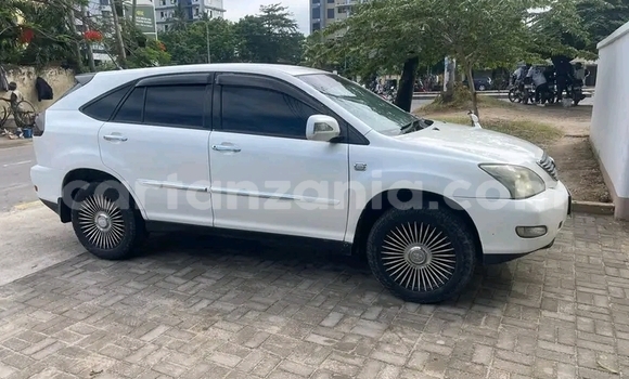 Buy Used Toyota Harrier White Car in Bahi in Dodoma Buy Used Toyota Harrier White Car in Bahi in Dodoma