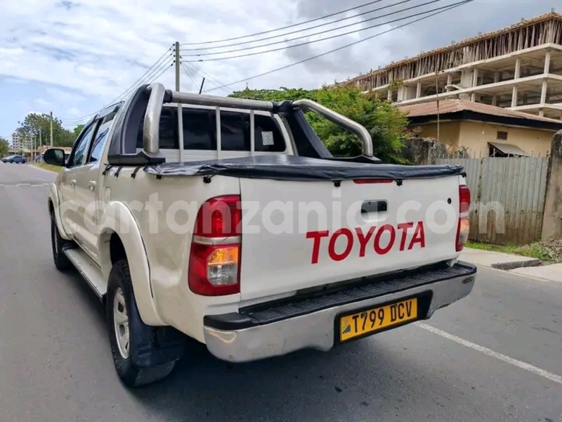 Big with watermark toyota hiluxe vigo mara butiama 25310