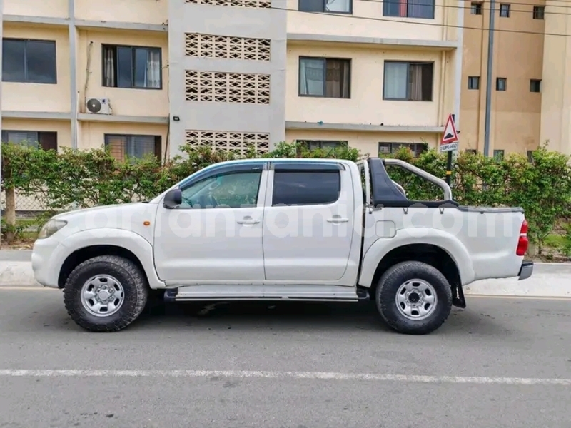 Big with watermark toyota hiluxe vigo mara butiama 25310