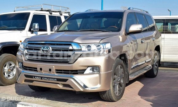 Nunua Imported Toyota Land Cruiser Nyingine Gari ndani ya Import - Dubai nchini Arusha Nunua Imported Toyota Land Cruiser Nyingine Gari ndani ya Import - Dubai nchini Arusha