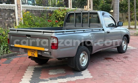 Nunua Ilio tumika Toyota Hilux Nyingine Gari ndani ya Dar es Salaam nchini Dar es Salaam Nunua Ilio tumika Toyota Hilux Nyingine Gari ndani ya Dar es Salaam nchini Dar es Salaam